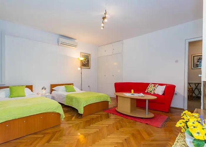 Zapadna Obala Ξενοδοχείο *